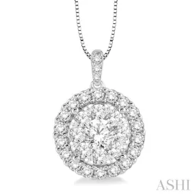 1 Ctw Round Cut Diamond Lovebright Pendant in 14K White Gold with Chain