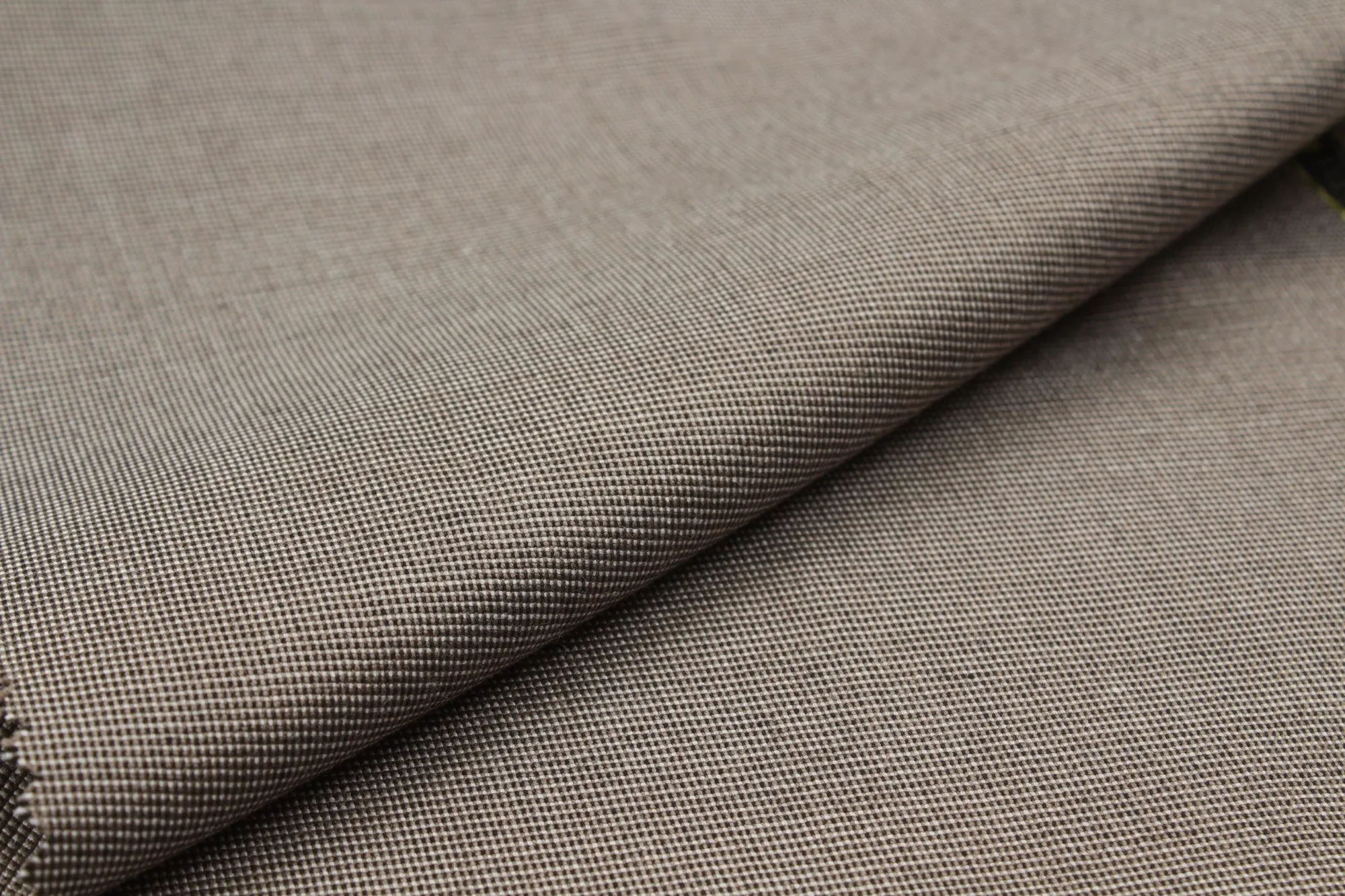 Banana Fiber and Recycled Polyester Woven Fabric - Stretch