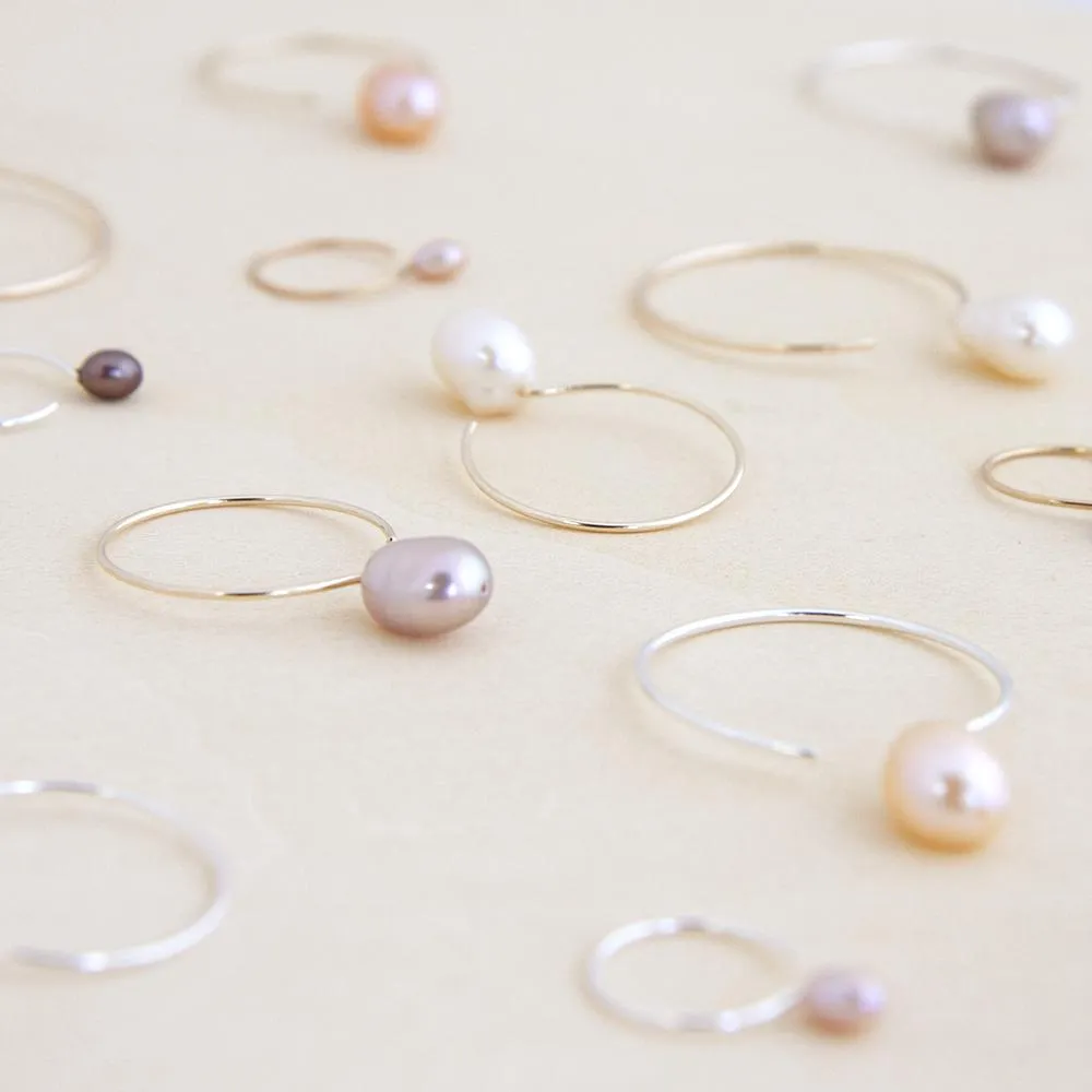 Basic Small Silver Hoop Earrings with Pink Pearl - 13mm