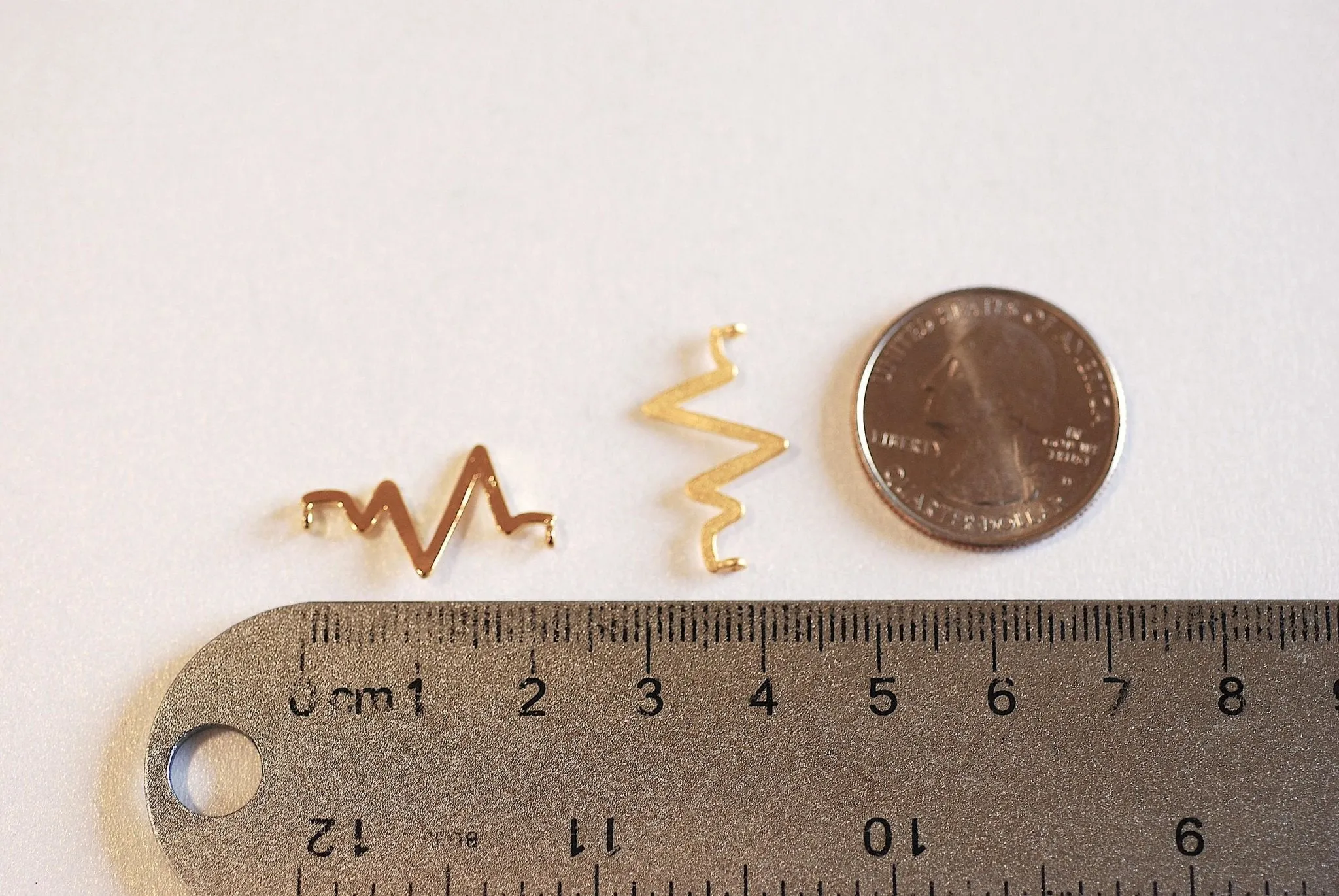 Heartbeat Pulse Wholesale Connector Charm- Gold Heart Beat Link, Heartbeat SVG Charm, electrocardiogram heartbeat rate Connector, Bar Link, EKG, 336