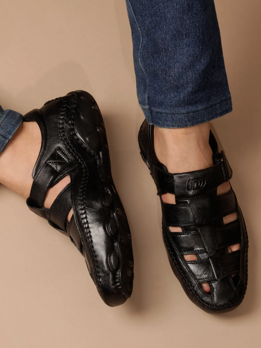 Men Black Sandal / Slipper (ID4218)