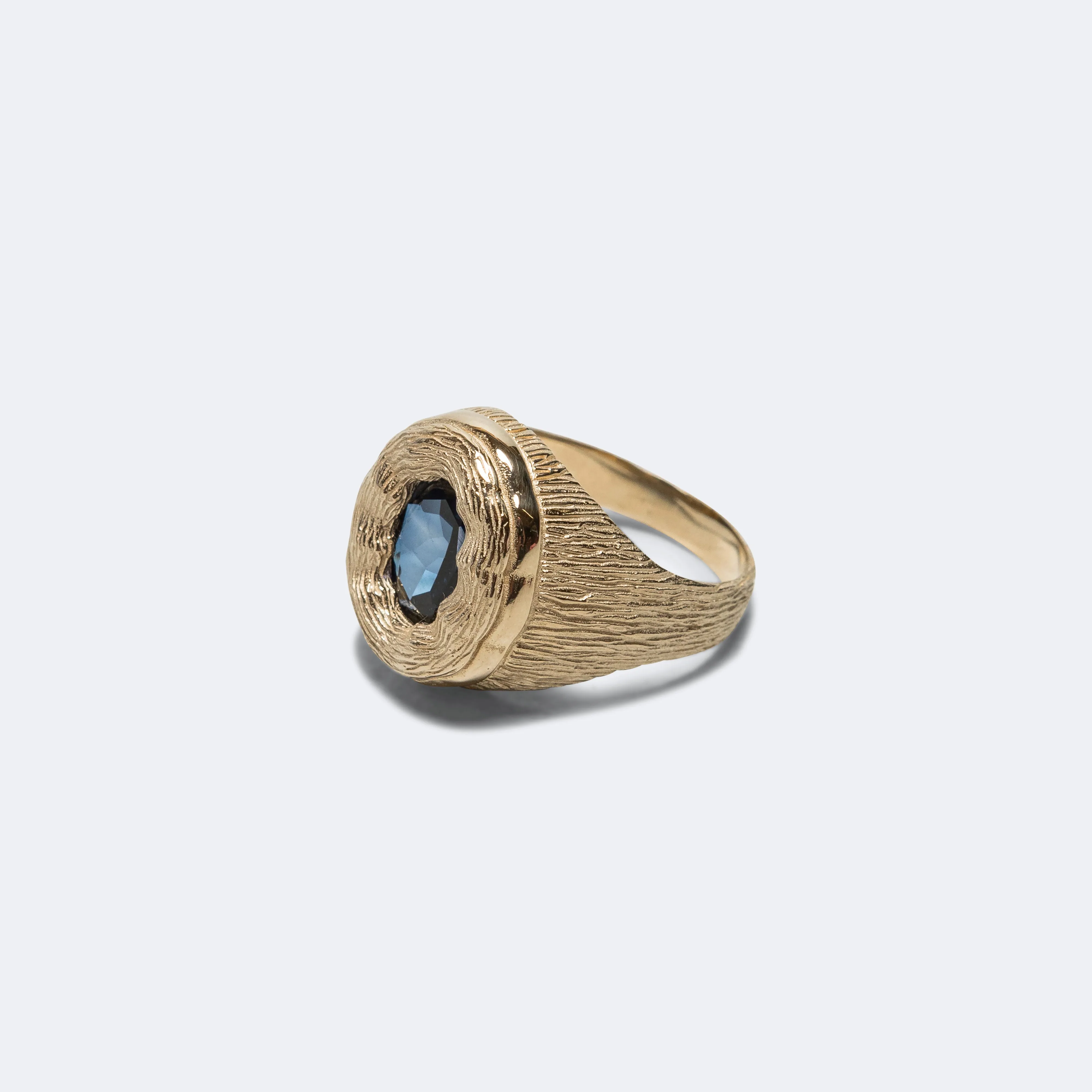 Mirror Ring - 9K Gold/Blue Sapphire