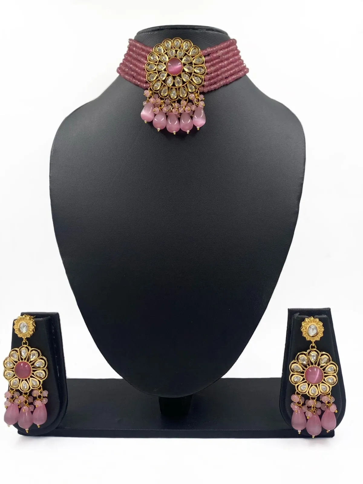 Modern Look Kundan And Beads Choker Necklace Set From Gehna Shop