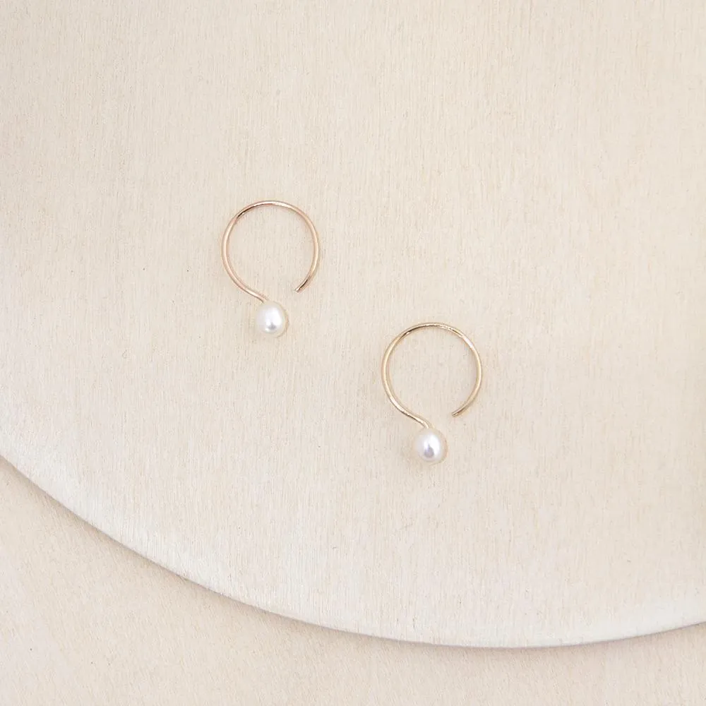 Small Yellow Gold Filled Hoop Earrings with Pink Pearl - 13mm