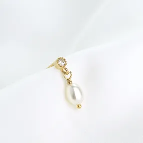 Sparkling Pearl Earpin